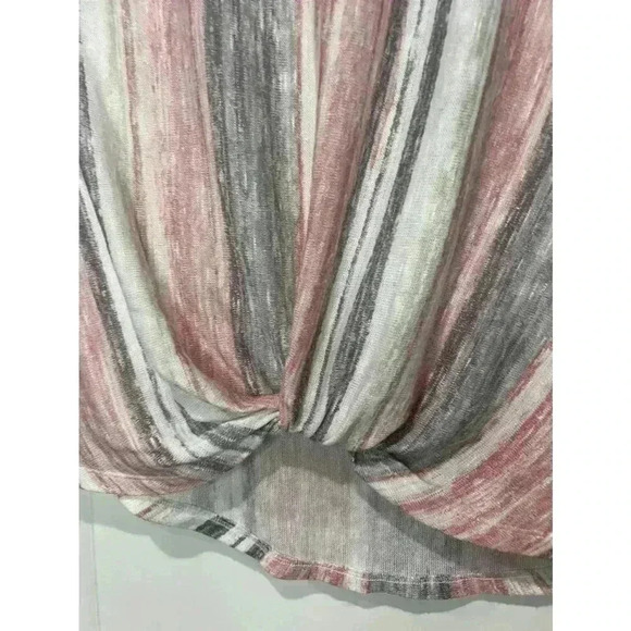 💕💕W5 Tie Front Blouse - Picture 2 of 4